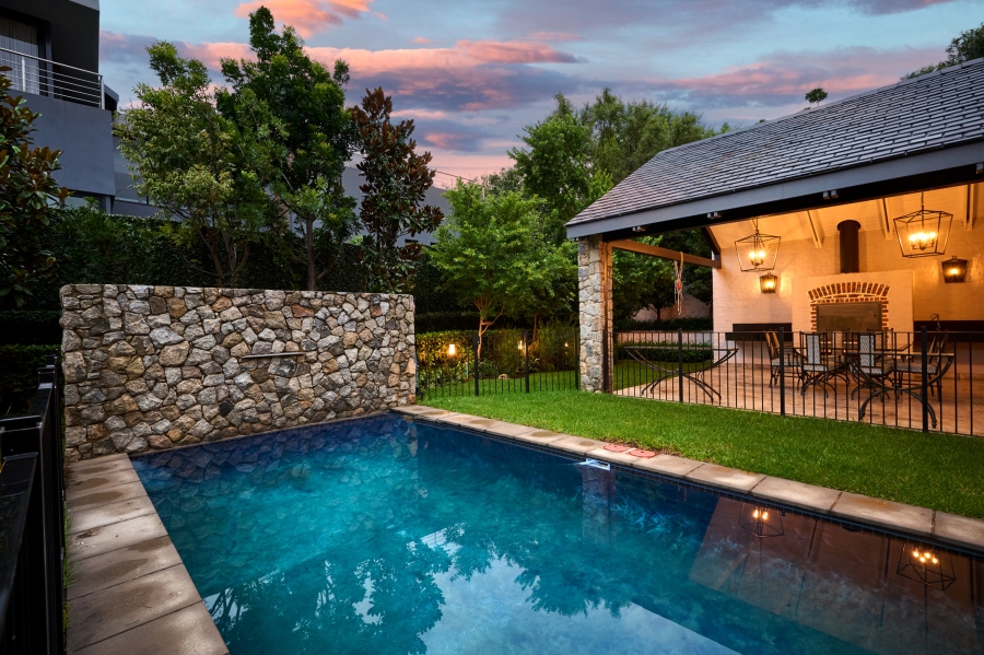 4 Bedroom Property for Sale in Waterfall Country Estate Gauteng