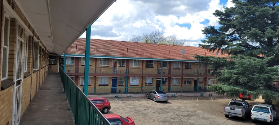 1 Bedroom Property for Sale in Vanderbijlpark CW Gauteng