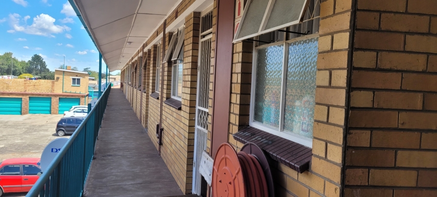 1 Bedroom Property for Sale in Vanderbijlpark CW Gauteng