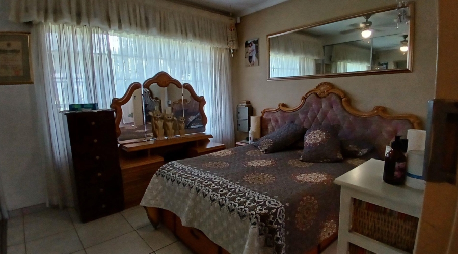 3 Bedroom Property for Sale in Brackendowns Gauteng