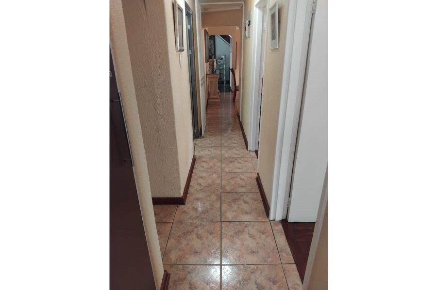 4 Bedroom Property for Sale in Sundowner Gauteng