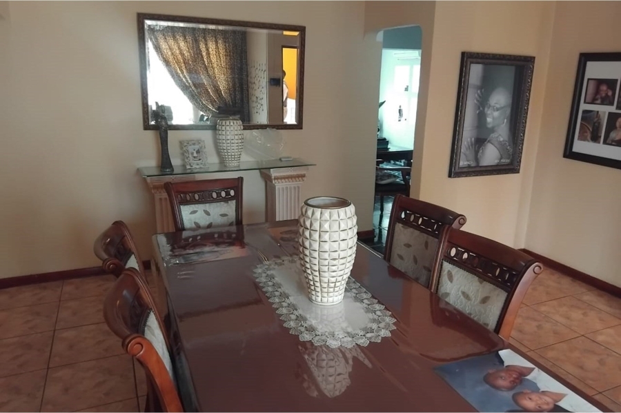 4 Bedroom Property for Sale in Sundowner Gauteng