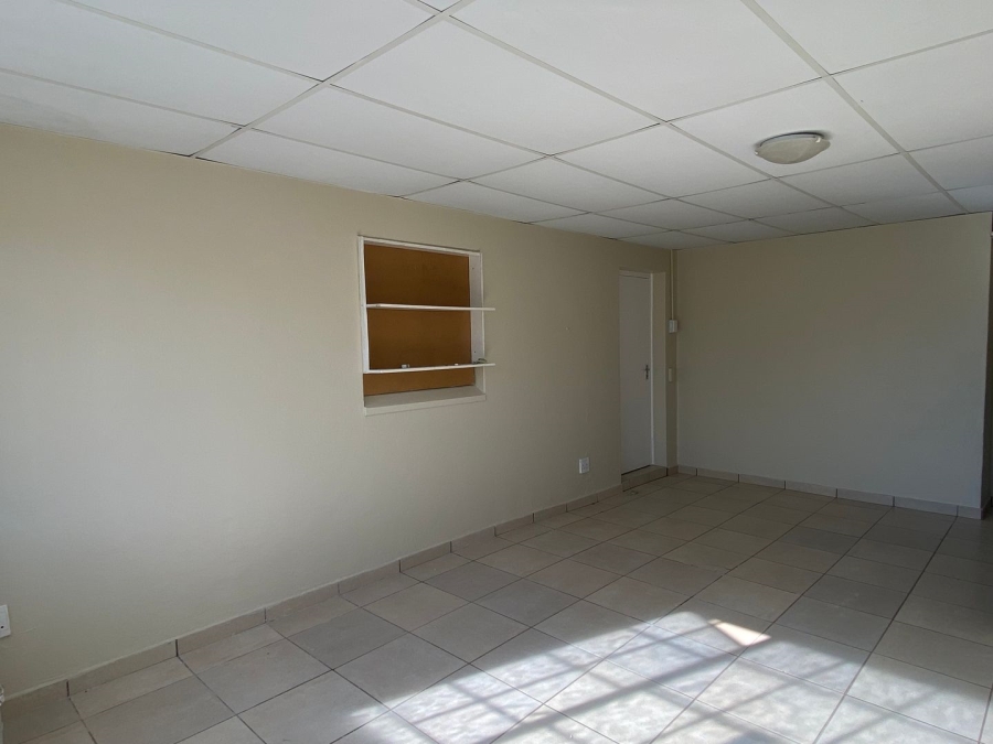 6 Bedroom Property for Sale in Discovery Gauteng