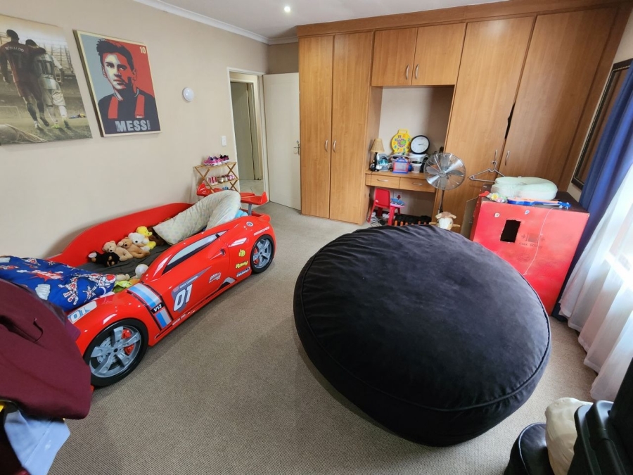 4 Bedroom Property for Sale in Bartlett Gauteng