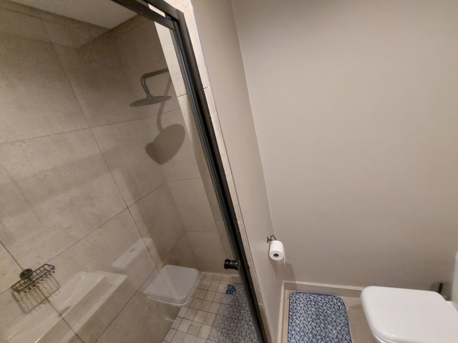 To Let 1 Bedroom Property for Rent in Sandown Gauteng