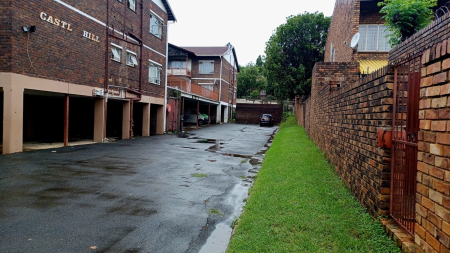 1 Bedroom Property for Sale in Windsor East Gauteng