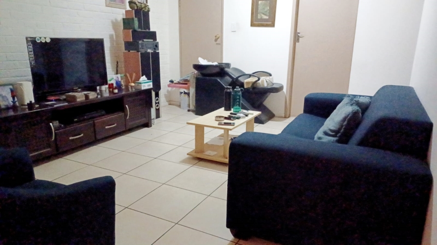 1 Bedroom Property for Sale in Windsor East Gauteng