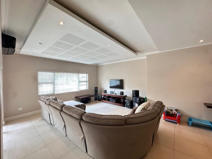 4 Bedroom Property for Sale in Greenstone Hill Gauteng