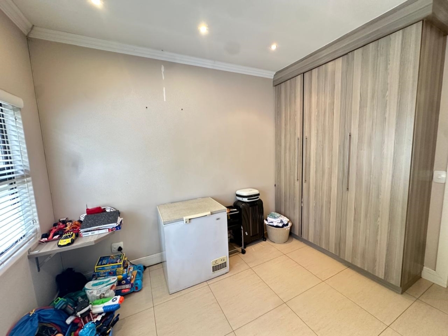 4 Bedroom Property for Sale in Greenstone Hill Gauteng
