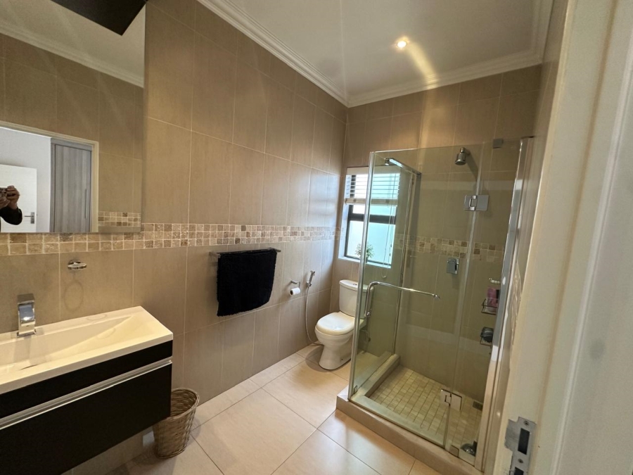 4 Bedroom Property for Sale in Greenstone Hill Gauteng