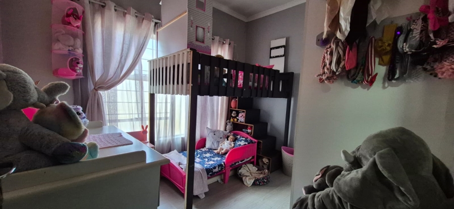 3 Bedroom Property for Sale in Kenleaf Gauteng