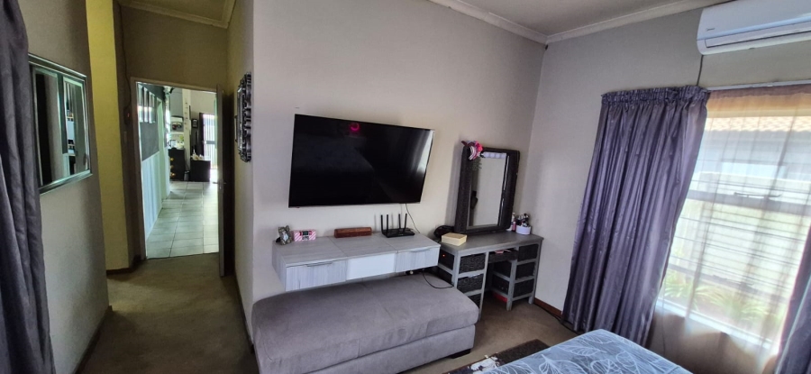3 Bedroom Property for Sale in Kenleaf Gauteng