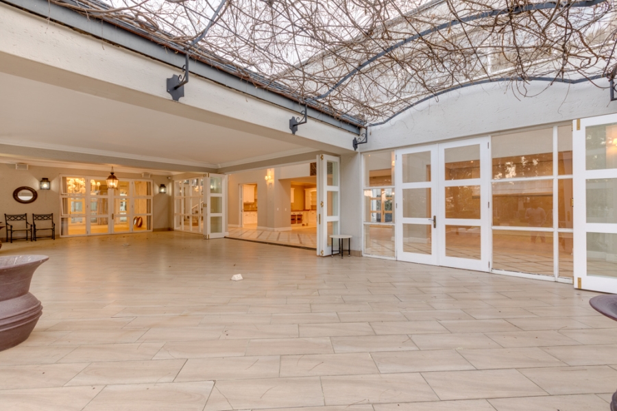 To Let 5 Bedroom Property for Rent in Bryanston Gauteng