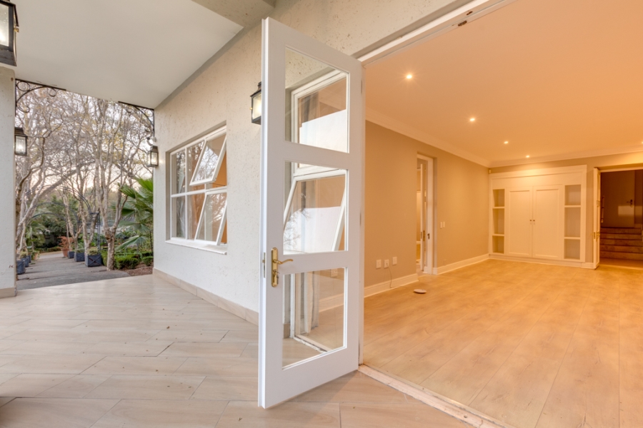 To Let 5 Bedroom Property for Rent in Bryanston Gauteng