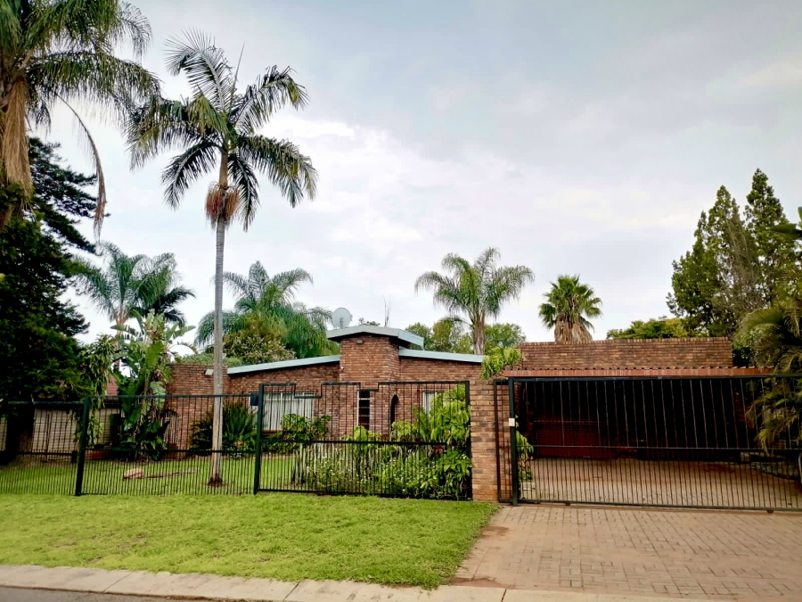 3 Bedroom Property for Sale in Theresa Park Gauteng