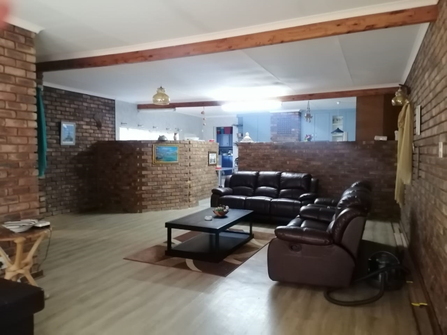 3 Bedroom Property for Sale in Theresa Park Gauteng