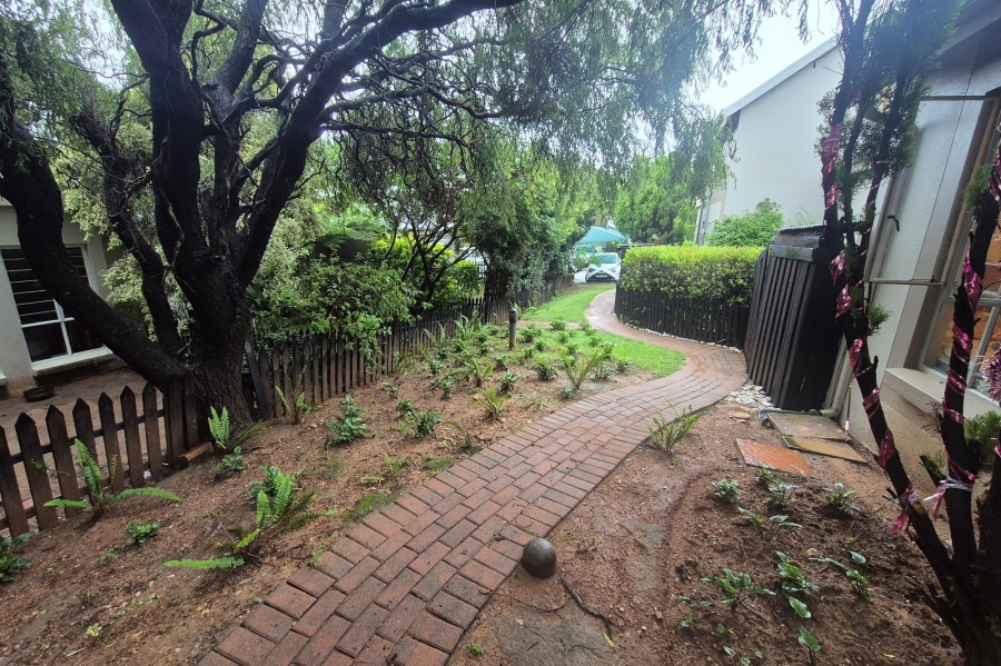 2 Bedroom Property for Sale in Douglasdale Gauteng