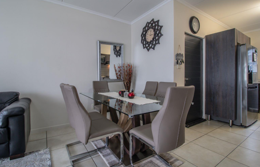 3 Bedroom Property for Sale in Oakdene Gauteng