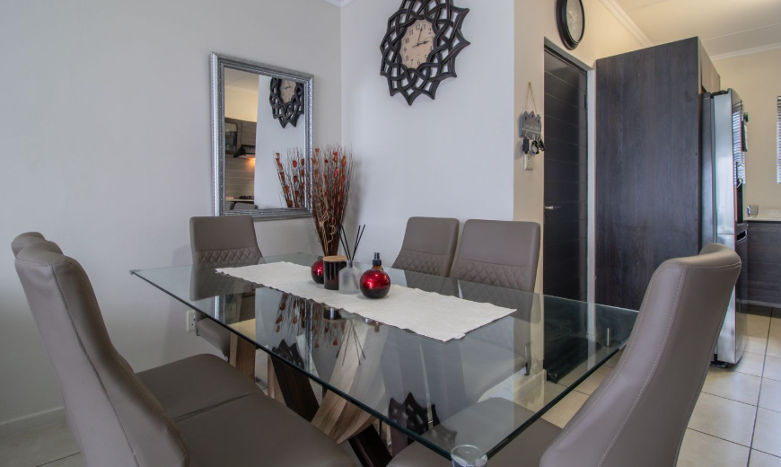 3 Bedroom Property for Sale in Oakdene Gauteng