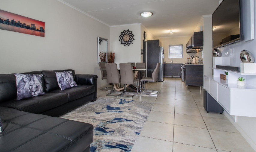 3 Bedroom Property for Sale in Oakdene Gauteng