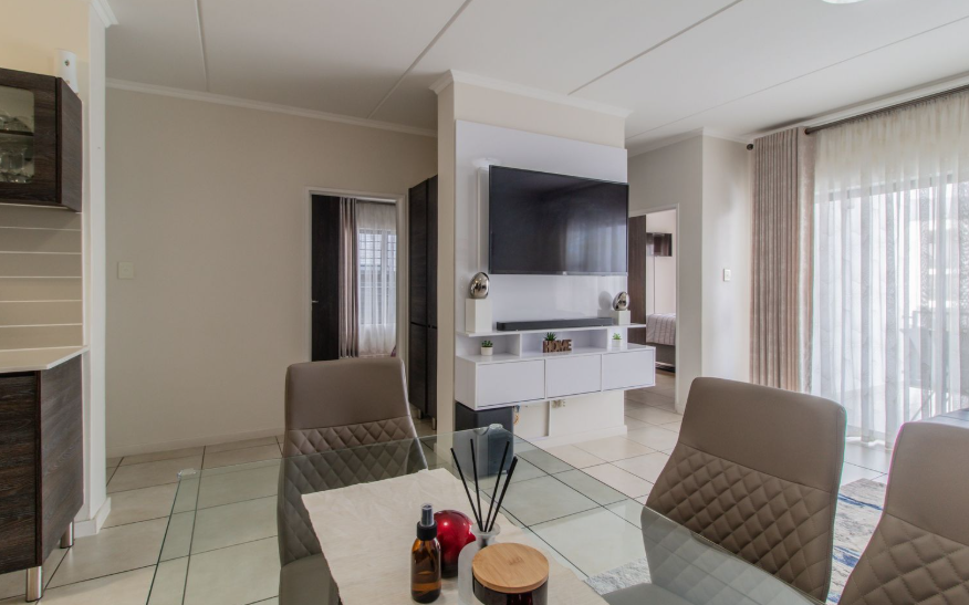3 Bedroom Property for Sale in Oakdene Gauteng