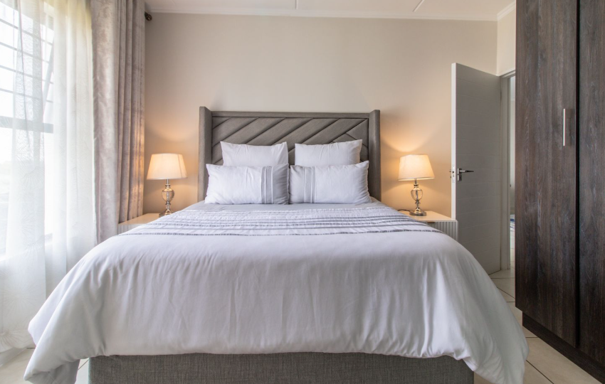 3 Bedroom Property for Sale in Oakdene Gauteng