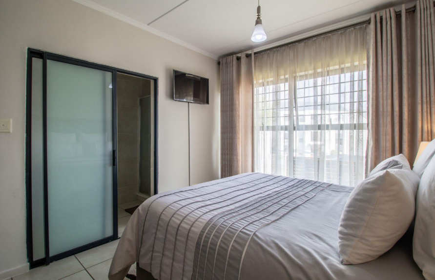 3 Bedroom Property for Sale in Oakdene Gauteng