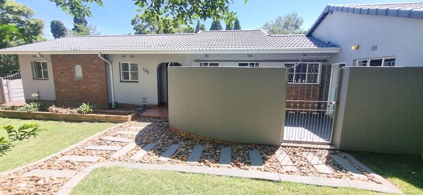 3 Bedroom Property for Sale in Brackendowns Gauteng