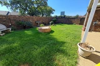 3 Bedroom Property for Sale in Brackendowns Gauteng