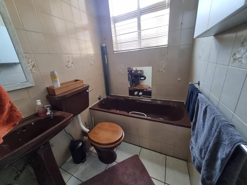 3 Bedroom Property for Sale in Brackendowns Gauteng