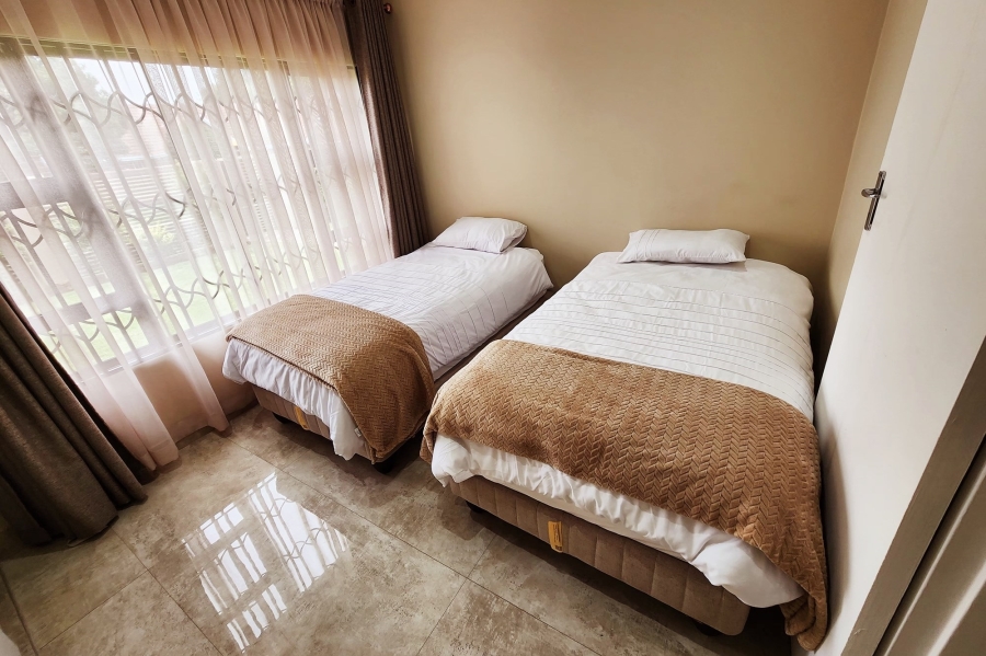 3 Bedroom Property for Sale in Crystal Park Gauteng