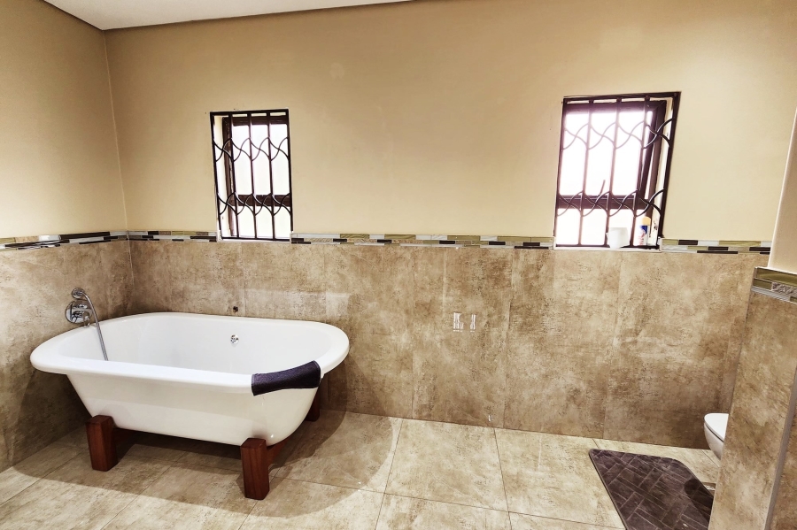 3 Bedroom Property for Sale in Crystal Park Gauteng
