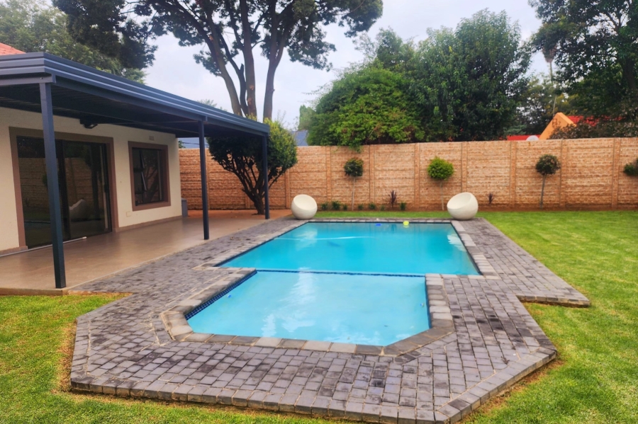 3 Bedroom Property for Sale in Crystal Park Gauteng