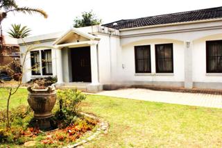 4 Bedroom Property for Sale in Airfield Gauteng