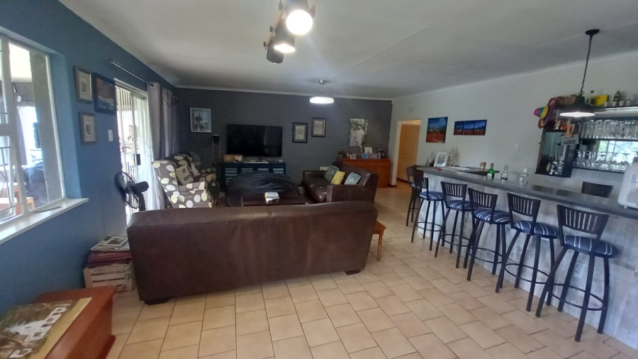 4 Bedroom Property for Sale in Helderkruin Gauteng