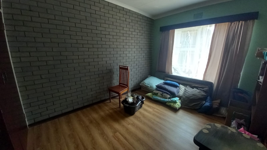 4 Bedroom Property for Sale in Helderkruin Gauteng