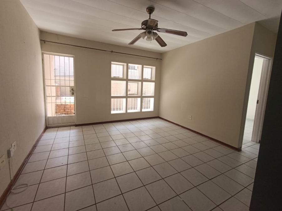 2 Bedroom Property for Sale in New Redruth Gauteng