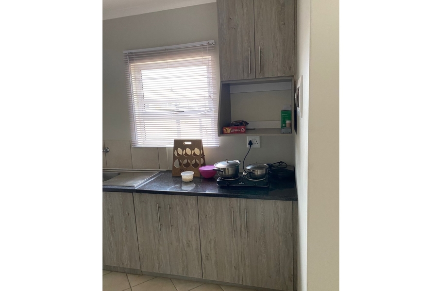 To Let 2 Bedroom Property for Rent in Kirkney Gauteng