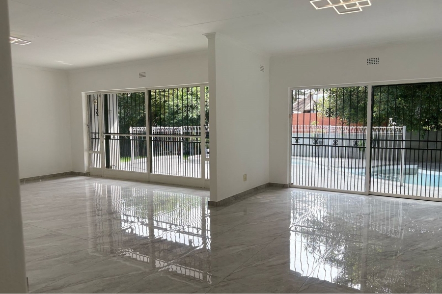 4 Bedroom Property for Sale in Northcliff Gauteng