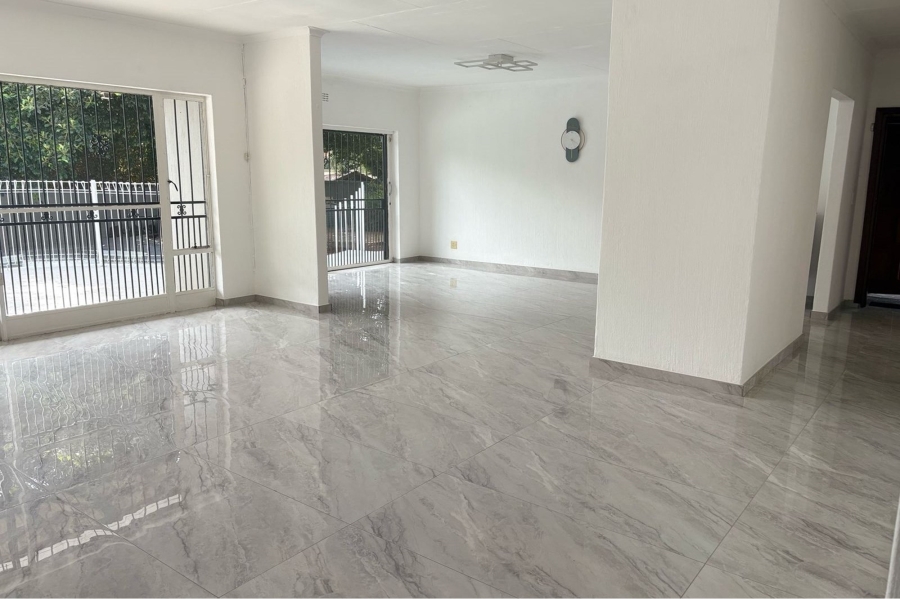 4 Bedroom Property for Sale in Northcliff Gauteng
