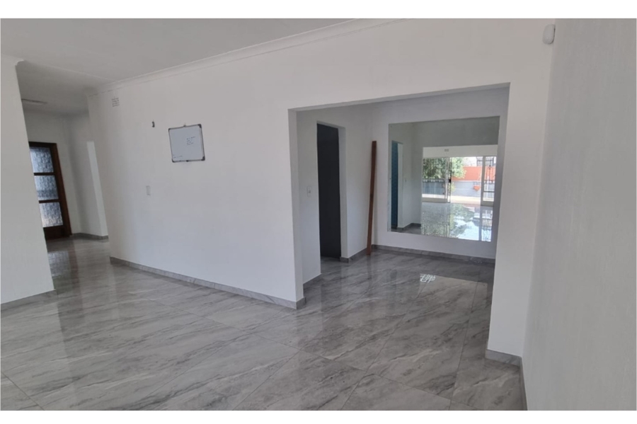 4 Bedroom Property for Sale in Northcliff Gauteng