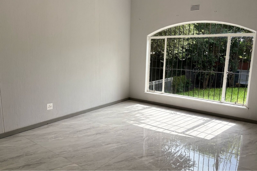4 Bedroom Property for Sale in Northcliff Gauteng