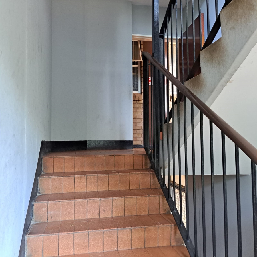 2 Bedroom Property for Sale in Pretoria Central Gauteng
