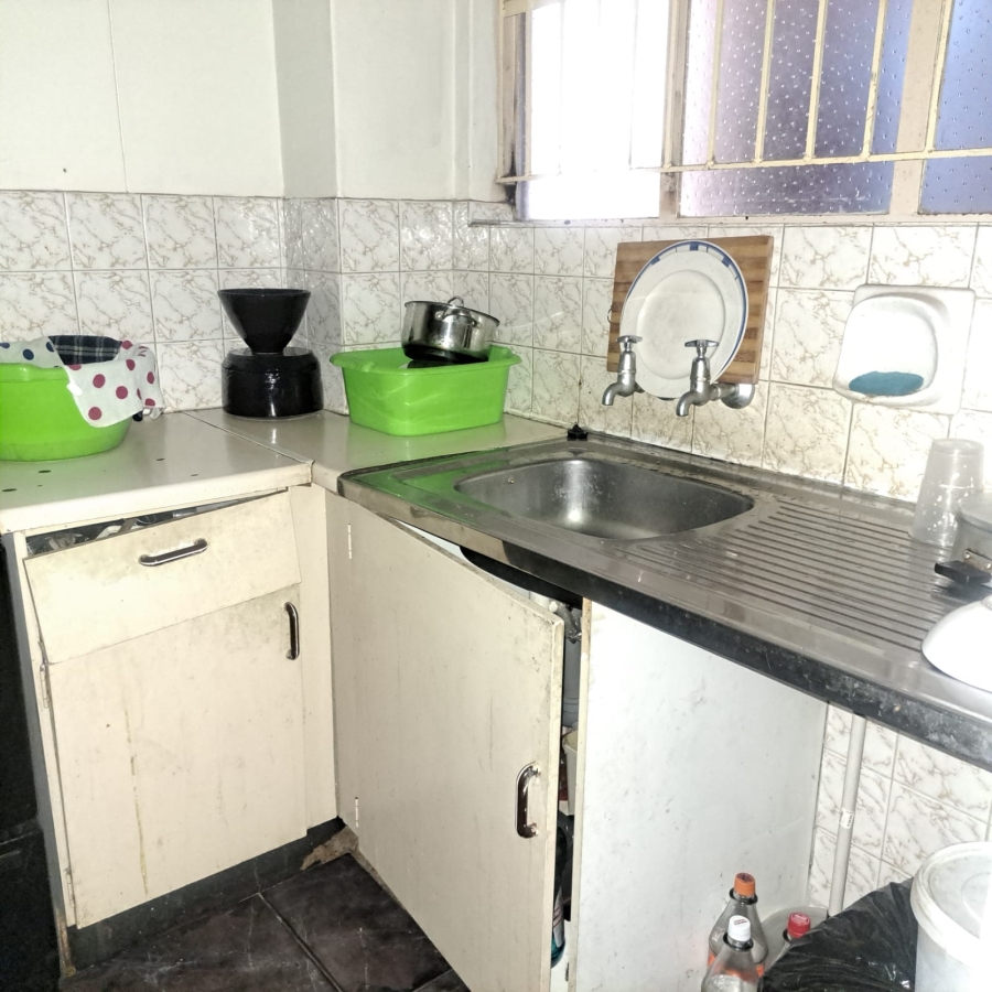 2 Bedroom Property for Sale in Pretoria Central Gauteng