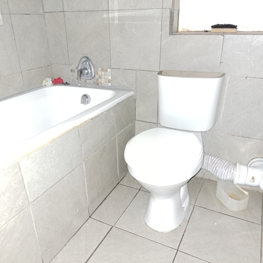 2 Bedroom Property for Sale in Pretoria Central Gauteng