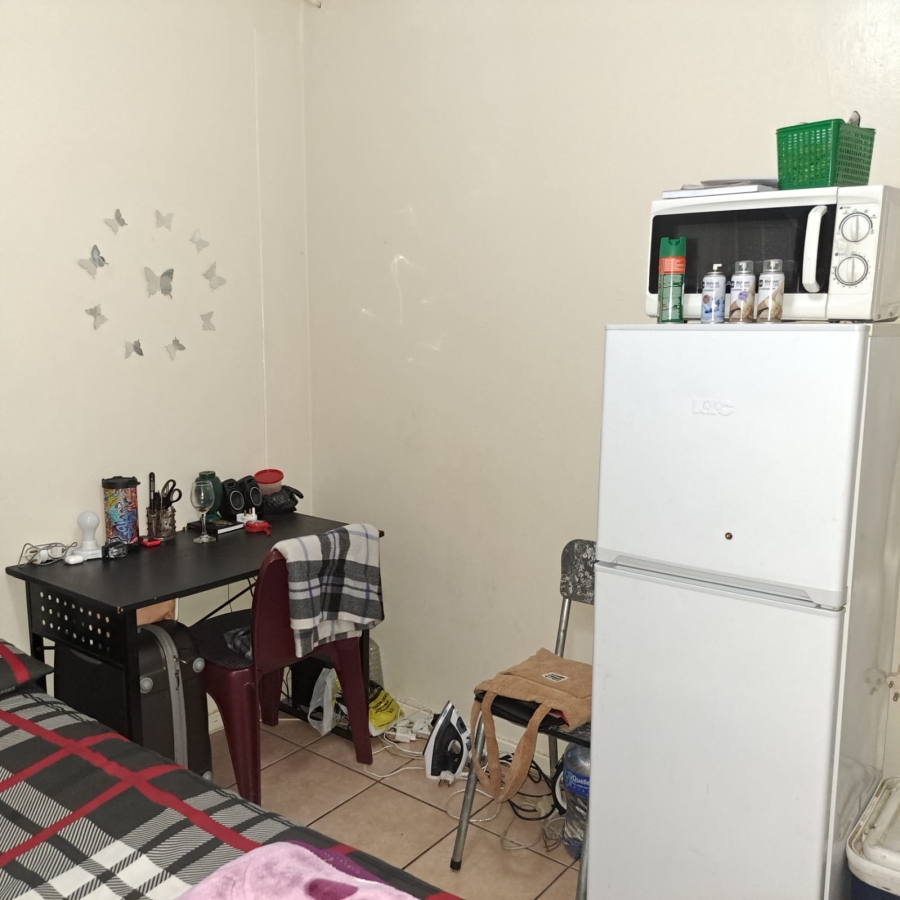 2 Bedroom Property for Sale in Pretoria Central Gauteng