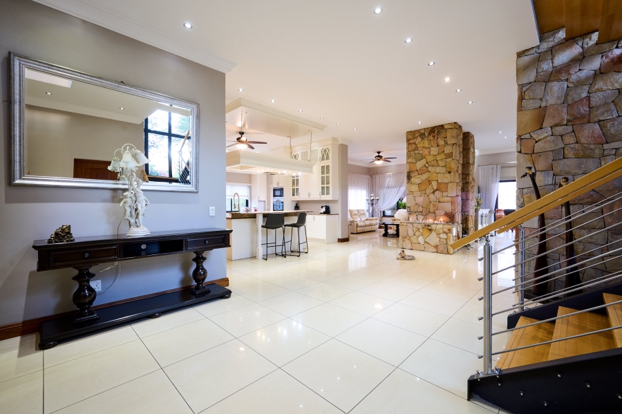 4 Bedroom Property for Sale in Waterfall Country Village Gauteng