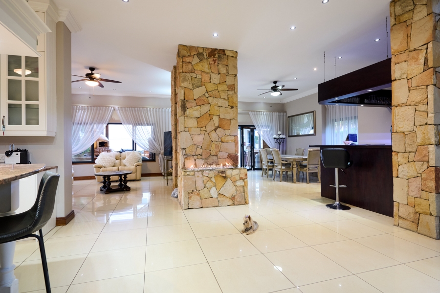 4 Bedroom Property for Sale in Waterfall Country Village Gauteng