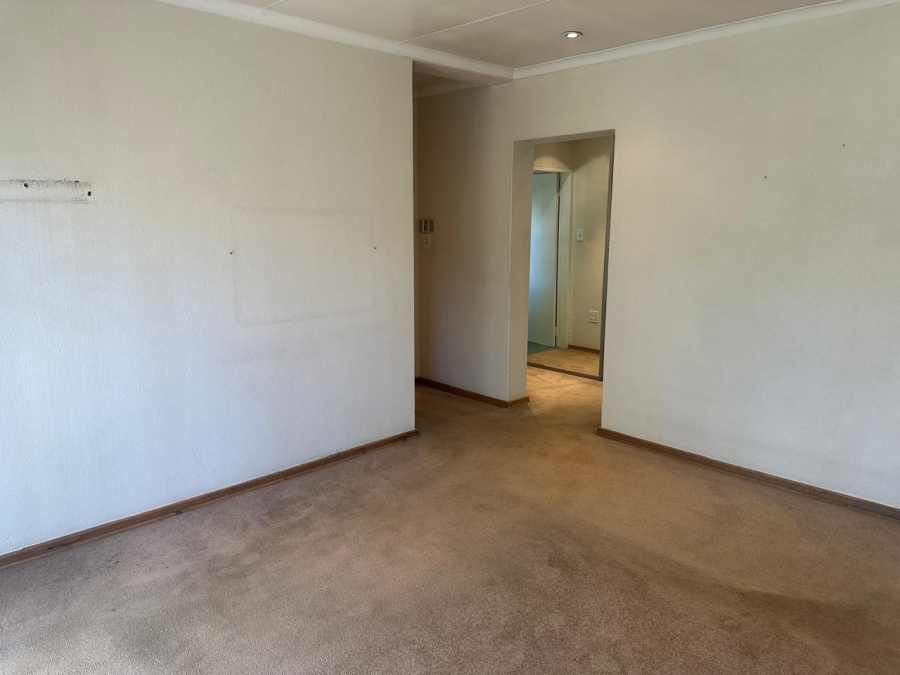 4 Bedroom Property for Sale in Marais Steyn Park Gauteng