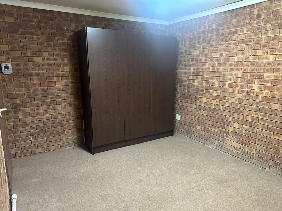 4 Bedroom Property for Sale in Marais Steyn Park Gauteng